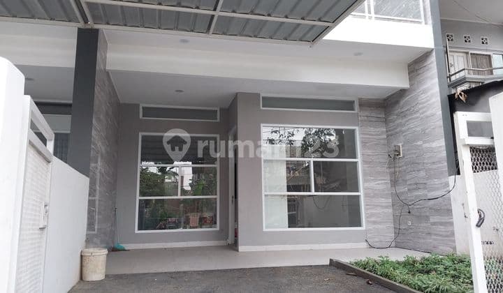 Dijual Rumah Bagus Minimalis Modern Kopo Mas