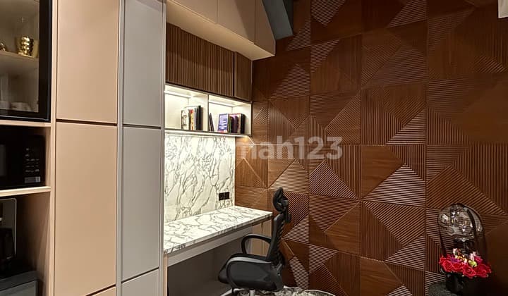 Dijual Rumah Mewah Winona Alam Sutera, 3 Lantai Renov Total