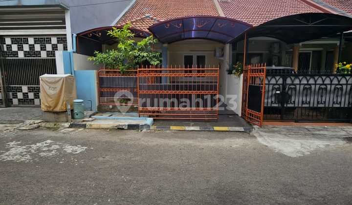 Investasi Langka! Rumah dengan Lahan 1.024M² di Metro Permata 1