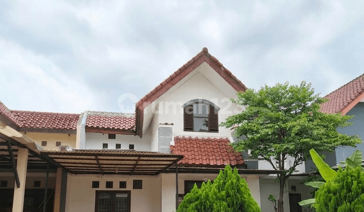 House in a Strategic Location in Alam Sutera