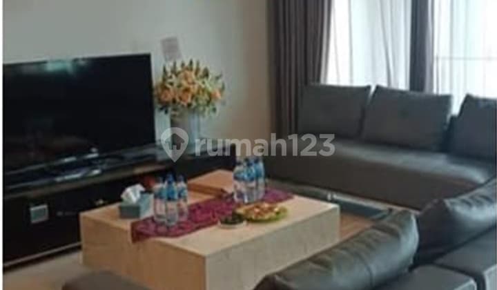 Apartemen Mewah Furnished 3 Kamar Tidur Di St.moritz Lippo