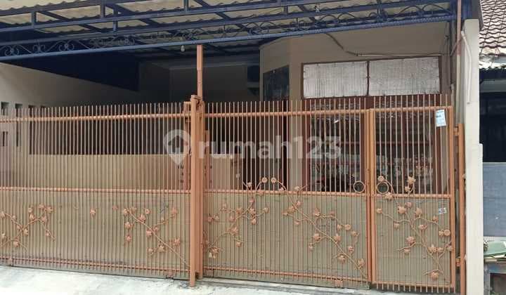 Rumah di Perumahan Kosambi Baru, Cengkareng Siap Huni