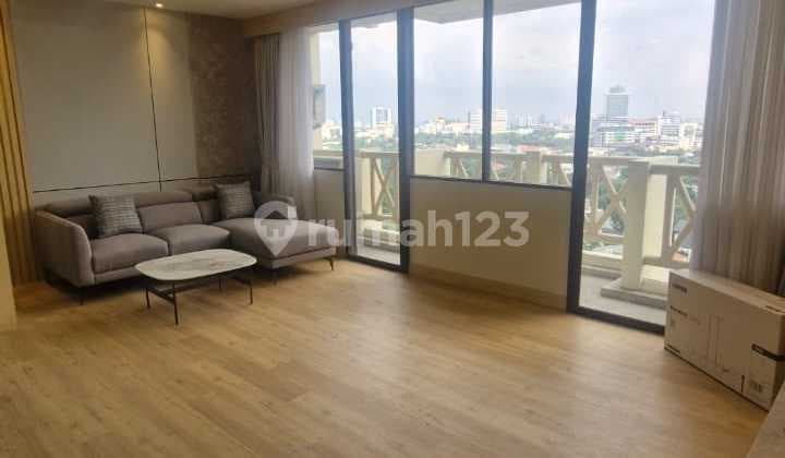 For Rent Simprug Indah Apartment. 3 Bedroom Fully Furnished.