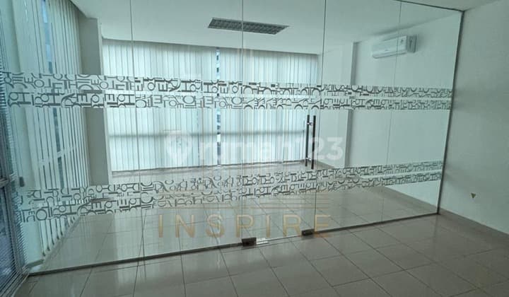 Disewakan Ruko Office Park 4 Lt Strategis di Jakarta Pusat