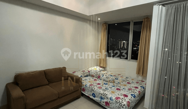 Sewa Unit Studio Westmark Depan Taman Anggrek