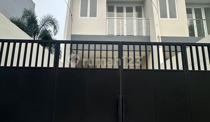 House 5x25 North Meruya West Jakarta