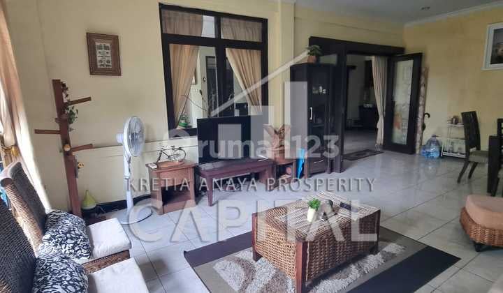 Rumah Semi Furnish Posisi Hook dengan Harga Menarik di Kota Baru Parahyangan