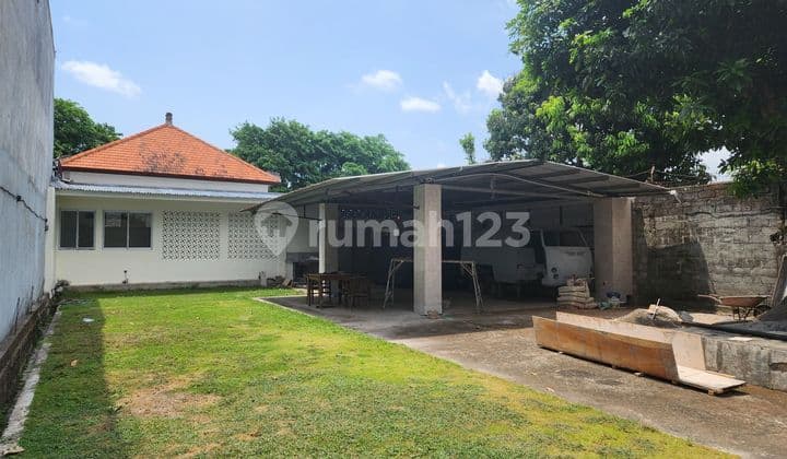 Dijual tanah lokasi jalan nangka selatan dangin puri kaja