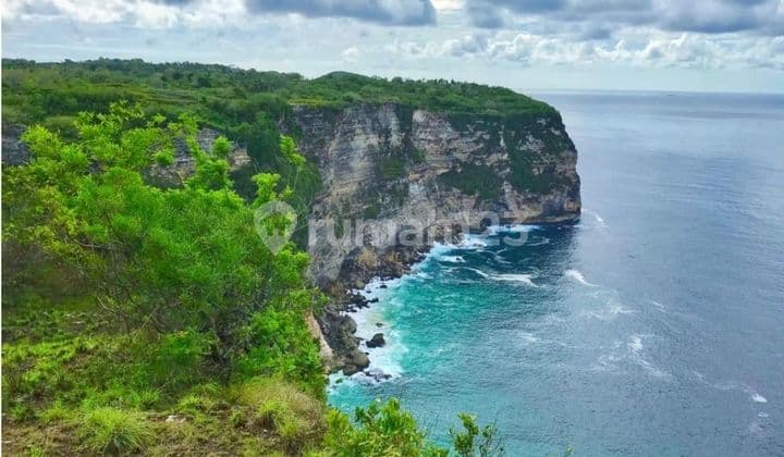 Land for sale in the cliff area of Sekartaji, Nusa Penida, Kelungkung