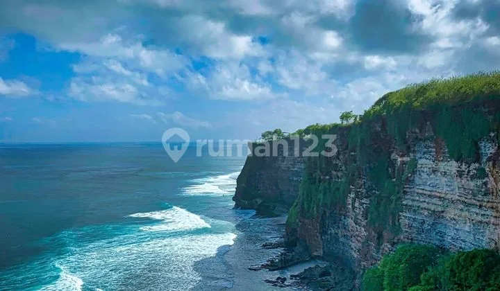 Land for sale in Los Tebing Beach, Suluban Pecatu
