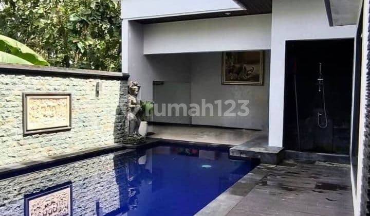 Dijual Cepat Villa 2 Lantai Siap Huni dan Bebas Banjir