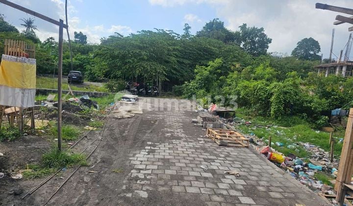 Land for sale in Brawa Tibubeneg, North Kuta, Badung
