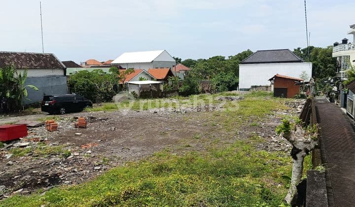 Dijual Tanah Jalan Utama Lokasi - Muding, Kerobokan,