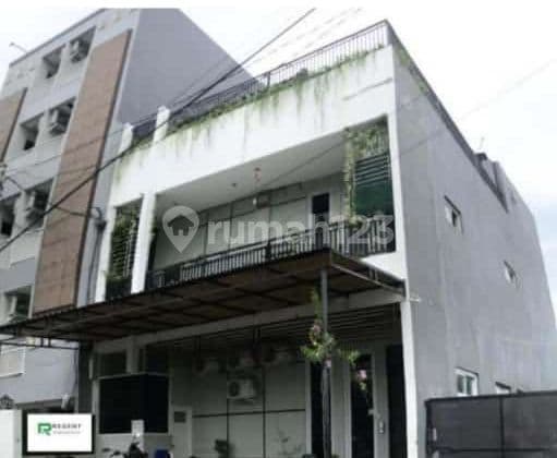 Dijual guesthouse lokasi sunset road kuta badung