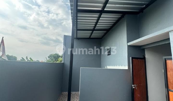 Dijual Rumah Minimalis Lantai 2 di Pakis Aji