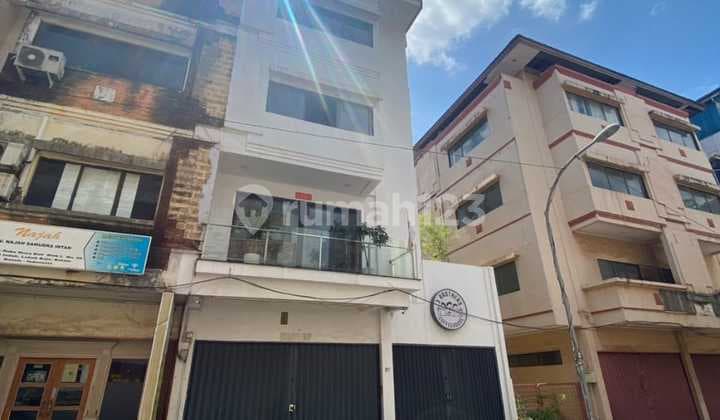 Dijual Cepat Ruko Hook Nusa Bali Parkiran Luas dan Full Renov