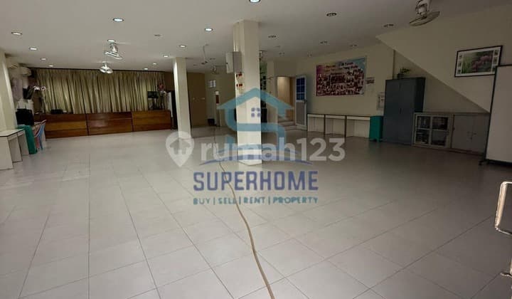 Dijual Ruko Gandengan Hadap Jalan Besar Sangat Cck Untk Usaha Kos Kosan Home Stay Ato Pun Buka Showroom Mobil Tmpt Sangat Strategis