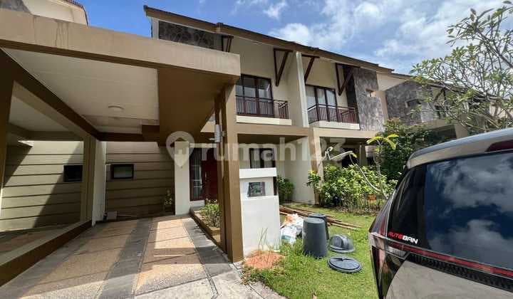 Disewakan Rumah 2 Lantai di Perumahan Orchard Agung Podomoro