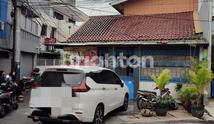 Rumah Hook di Kartini Jakarta Pusat