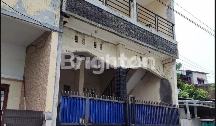 THREE-STORY HOUSE IN GEDUNG PANJANG, WEST JAKARTA