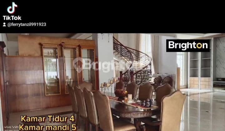 RUMAH MEWAH DAN EXCLUSIVE GAYA EROPA TIGA LANTAI PLUIT JAKARTA UTARA