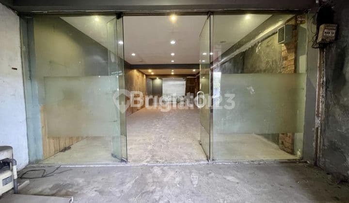 RUKO DUA LANTAI SIAP PAKAI LOKASINYA STRATEGIS AKSES MUDAH KEMANA MANA PLUIT JAKARTA UTARA