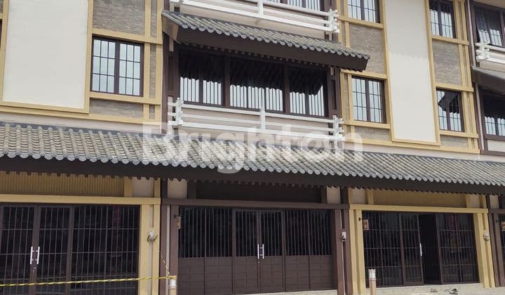 Enam Puluh Unit Ruko Baru Tiga Lantai + Satu Rooftop Bergaya Jepang Siap Pakai Buat Tenant - Tenant Ternama Sangat - Sangat Strategis Akses Jalan Raya Pantai Indah Kapuk Dua Jakarta Utara
