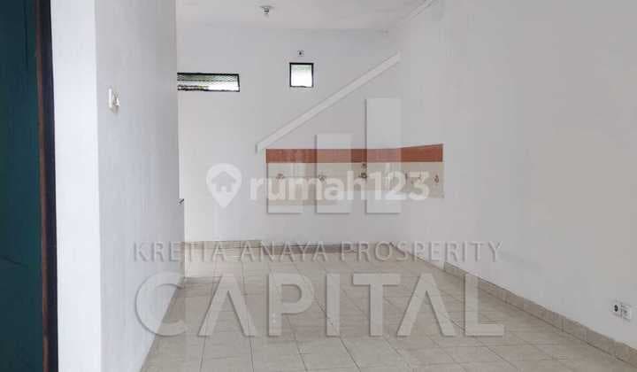 A Well-Maintained and Move-In Ready House in Taman Kopo Indah, Patung Kuda