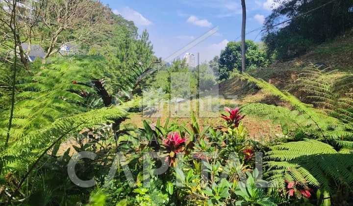 Land Plot Suitable for Villas or Residential Homes in the Dago Giri Cluster Area