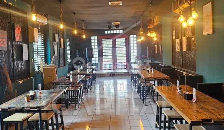 Ruko 3 Lantai Siap Pakai Dan Strategis di Astanaanyar