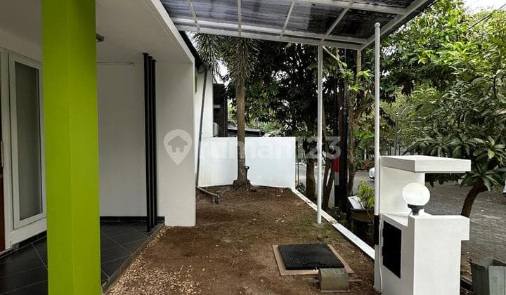 Rumah Cantik SHM Siap Huni di Mega Residence Banyumanik Semarang