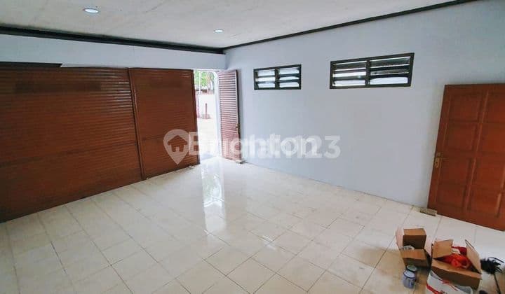 RUMAH JALAN RAYA SIAP PAKAI MAJAPAHIT SEMARANG
