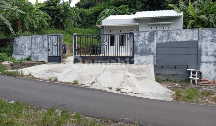 Rumah Furnised Siap Huni Dekat Kic di Borobudur Semarang Barat