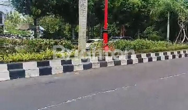 DI SEWAKAN JANGKA PANJANG TANAH LOKASI PREMIUM PINGGIR JALAN