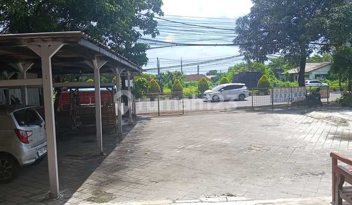 Exclusive 3 Storey Commercial & Residential Property South Denpasar