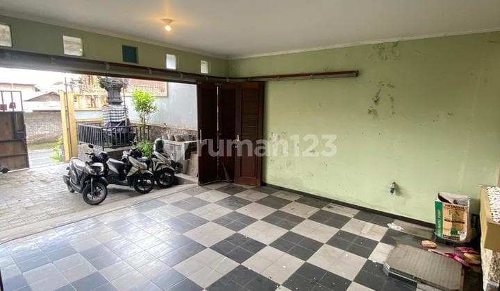 Rumah Super Luas Dua Lantai Denpasar