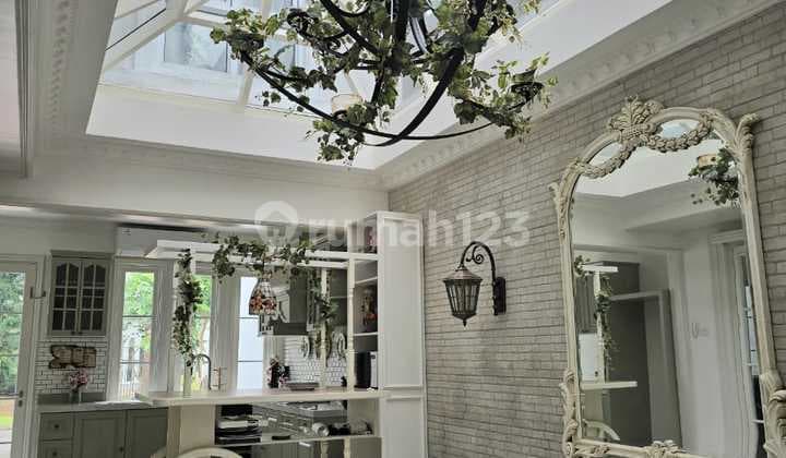 Hoek Furnished Granada Menaggio Gading Serpong House Ready to Occupy