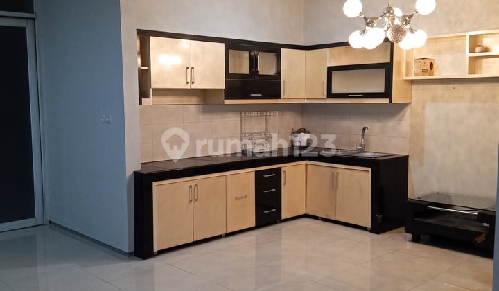 Jual Rumah Siap Huni Taman Kopo Indah