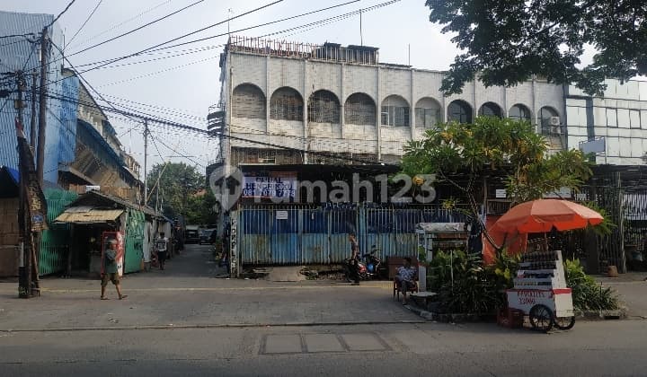 2-Unit Shophouse for Sale. Pangeran Jayakarta Raya, Central Jakarta.