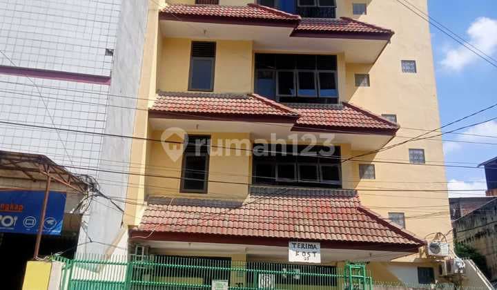 kost 26 kamar dijual jl.karang anyar jakpus.menguntungkan.harga ok