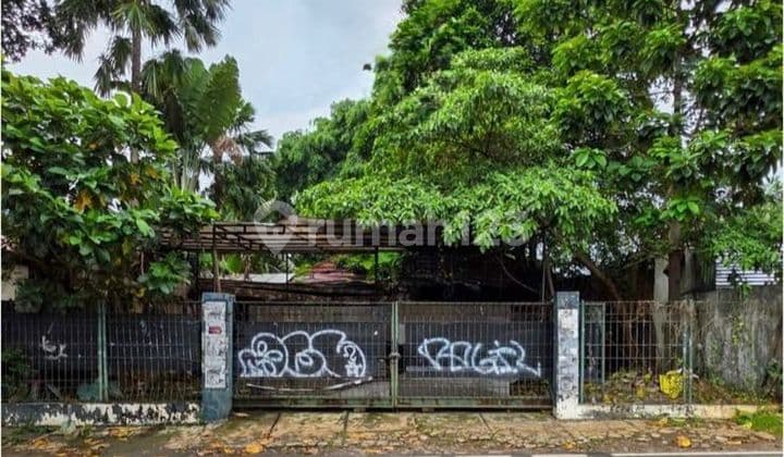 Dijual Cepat Mendekati NJOP Rumah Tua di Jl Bangka Raya Jaksel