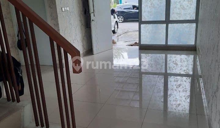 For Sale Ready-to-Occupy House Jakarta Garden City Cluster Yarra