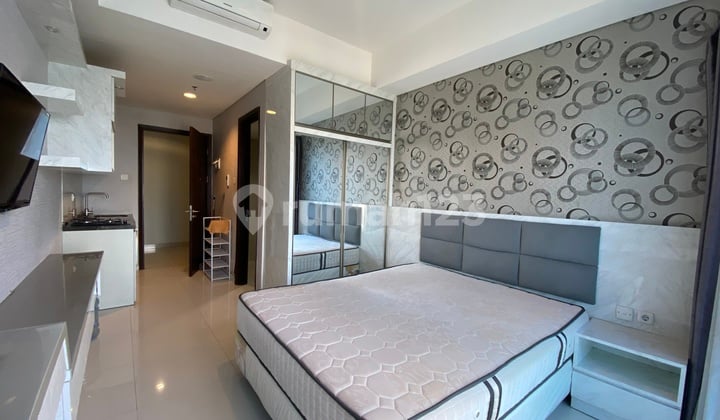 Puri Mansion Studio Type 26 sqm Fully Furnished Apartment West Jakarta