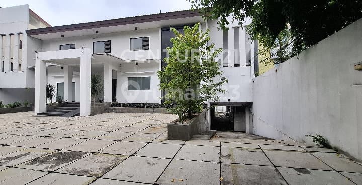 Gedung Premium 3½ Lt Di Area Strategis Dekat SCBD Keb Baru JakSel