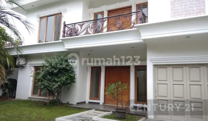 Rumah Mewah Asri Dekat AIS