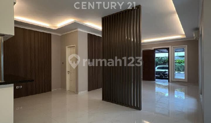 Hot Deal! Rumah Baru Di Hook & Siap Huni Ada LIFT Lebak Bulus