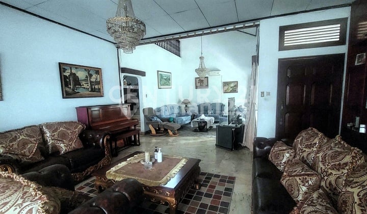 Harga Terbaik, Rumah Dalam Kompleks Elit Tenang, Strategis Dekat Mega Kuningan