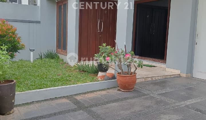 Residential House in Pondok Indah Housing Complex