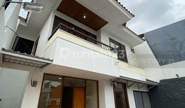 Rumah Luas Siap Huni Hang Lekir Buat Hunian Atau Kantor