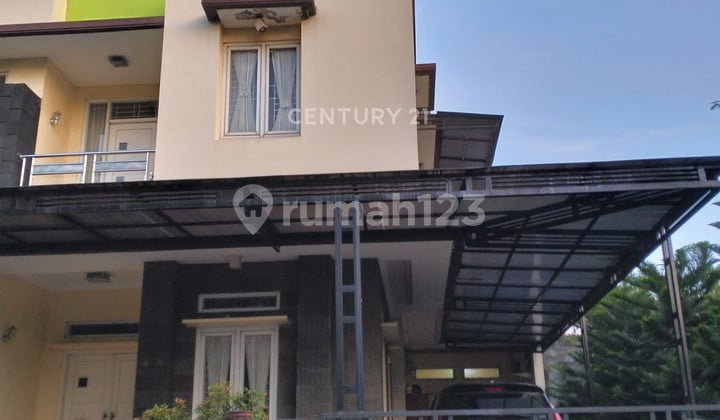 Strategic Semi-Furnished House in Jatinegara Indah, East Jakarta